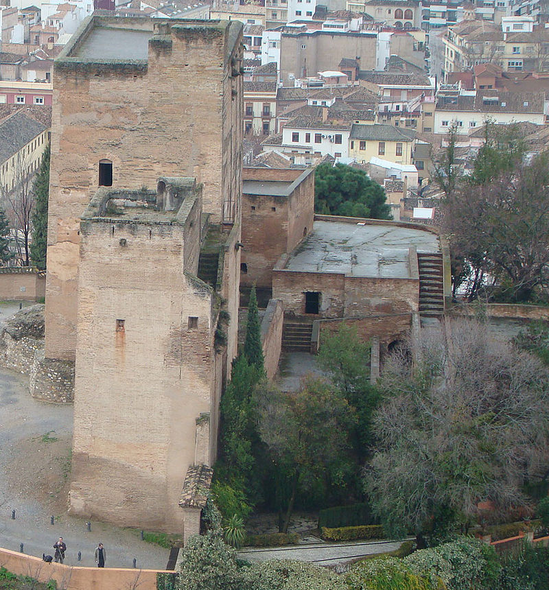 андалус 800px-Torres_Bermejas.jpg
