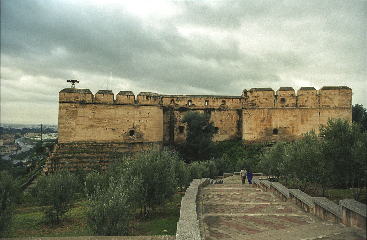 бори1280px-Kasbah_Cherarda(js).jpg