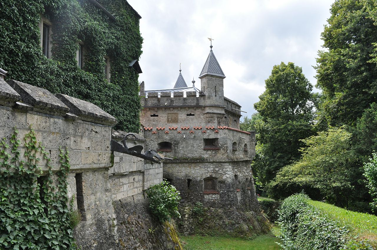 лихтенштейнx-Das_Schloss_aus_dem_Märchen..jpg