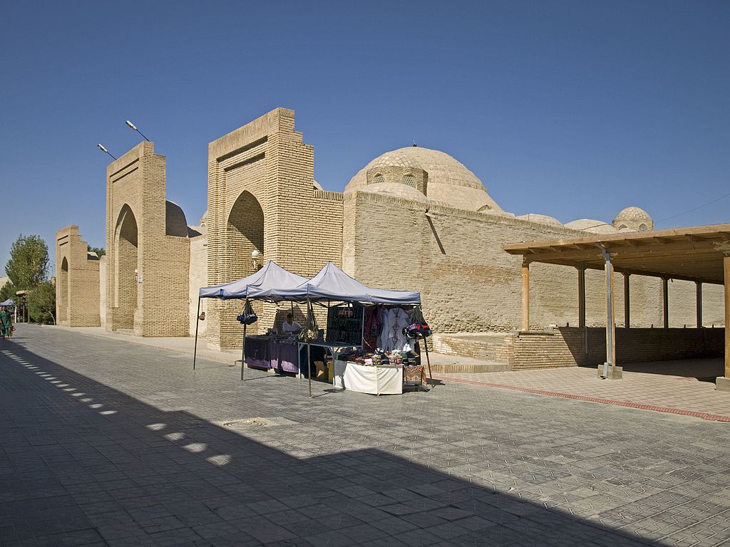 рынокTim_Abdulla_Khan_Bukhara.jpg