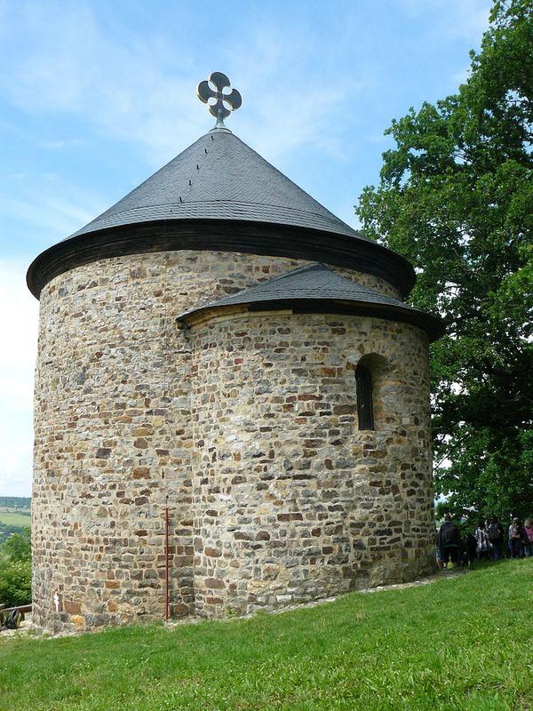 чех 10 в.Rotunda_Petra_a_Pavla_.JPG