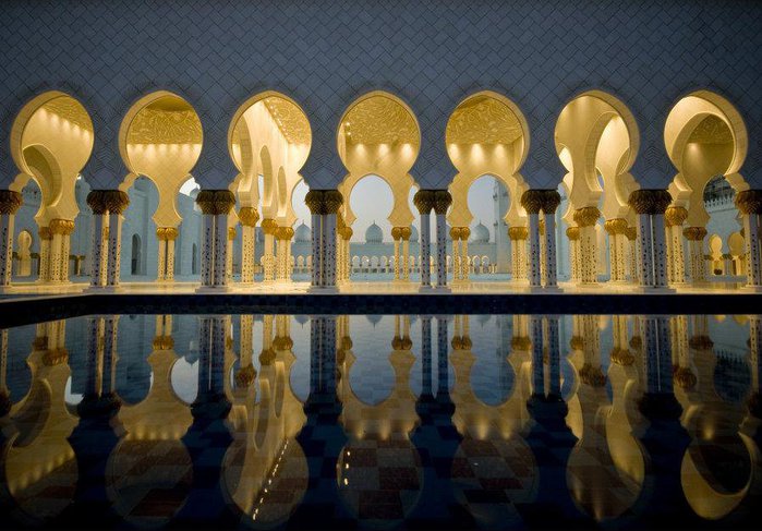 шейха зейда76090685_large_3352215_d9b0c1ed33.jpg