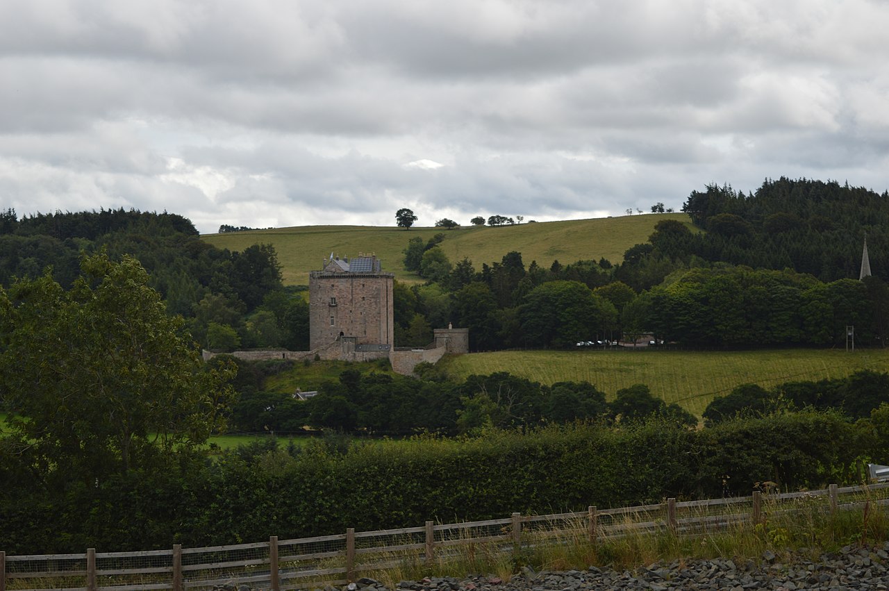 шотл1280px-Borthwick_Castle_DigItTV_Pics_16.jpg