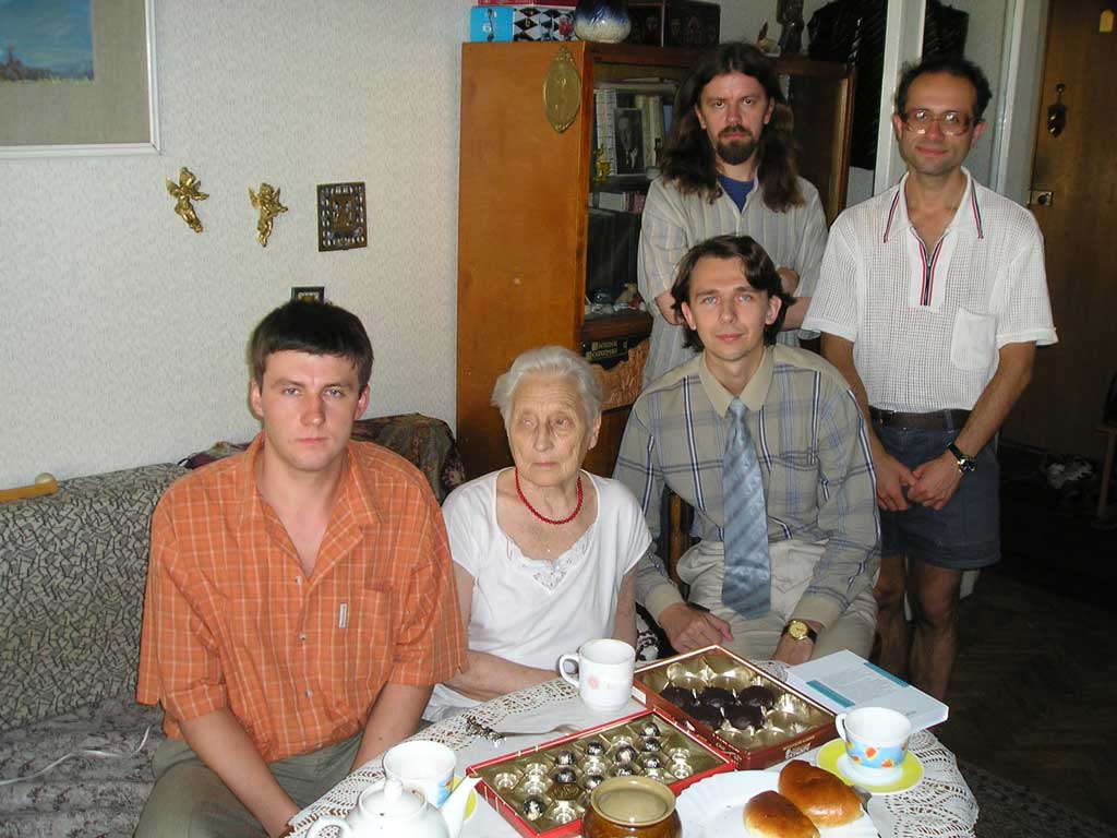 010.jpg