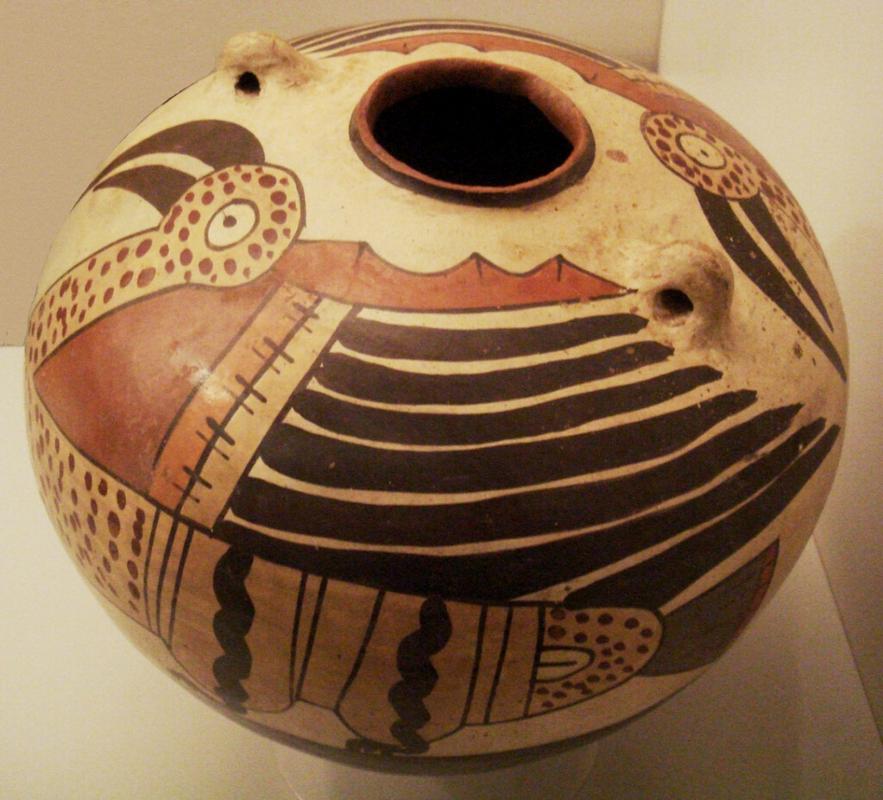 1 perfecta-vasija-redonda-nazca.-con-pavos.jpg
