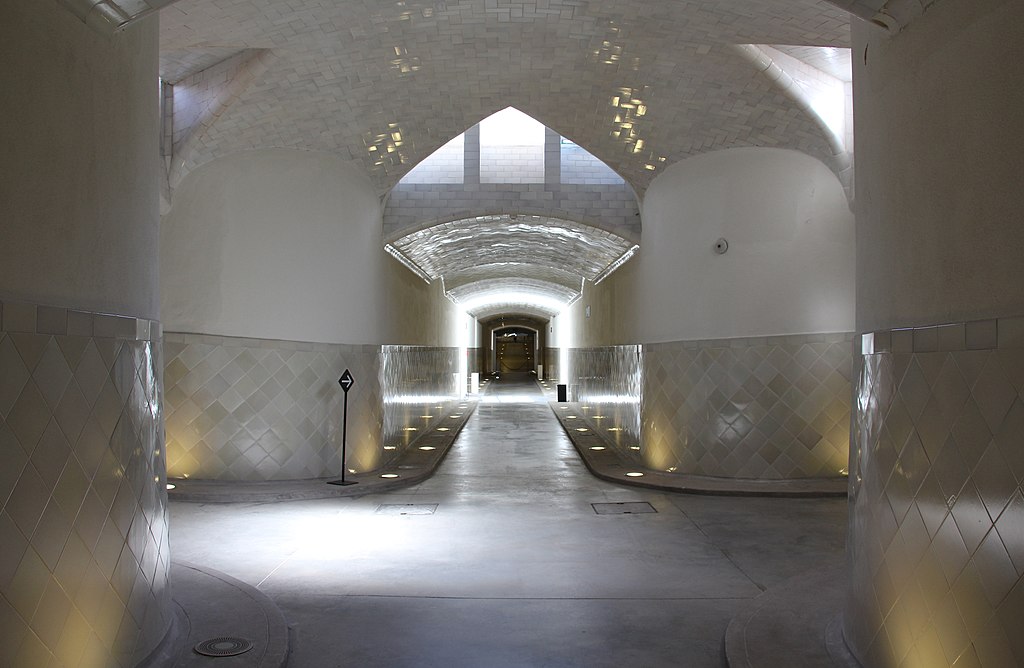 1024px-Barcelona_-_Hospital_de_la_Santa_Creu_i_Sant_Pau_(43).jpg