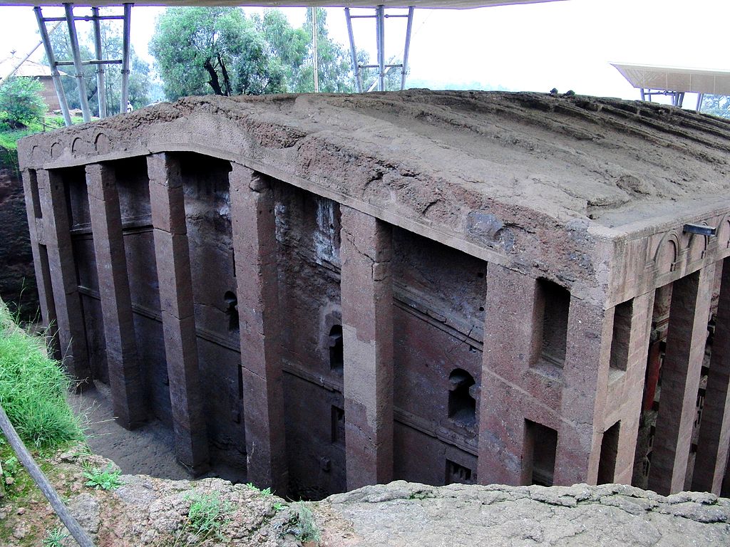 1024px-Bete_Medhane_Alem_in_Lalibela.JPG