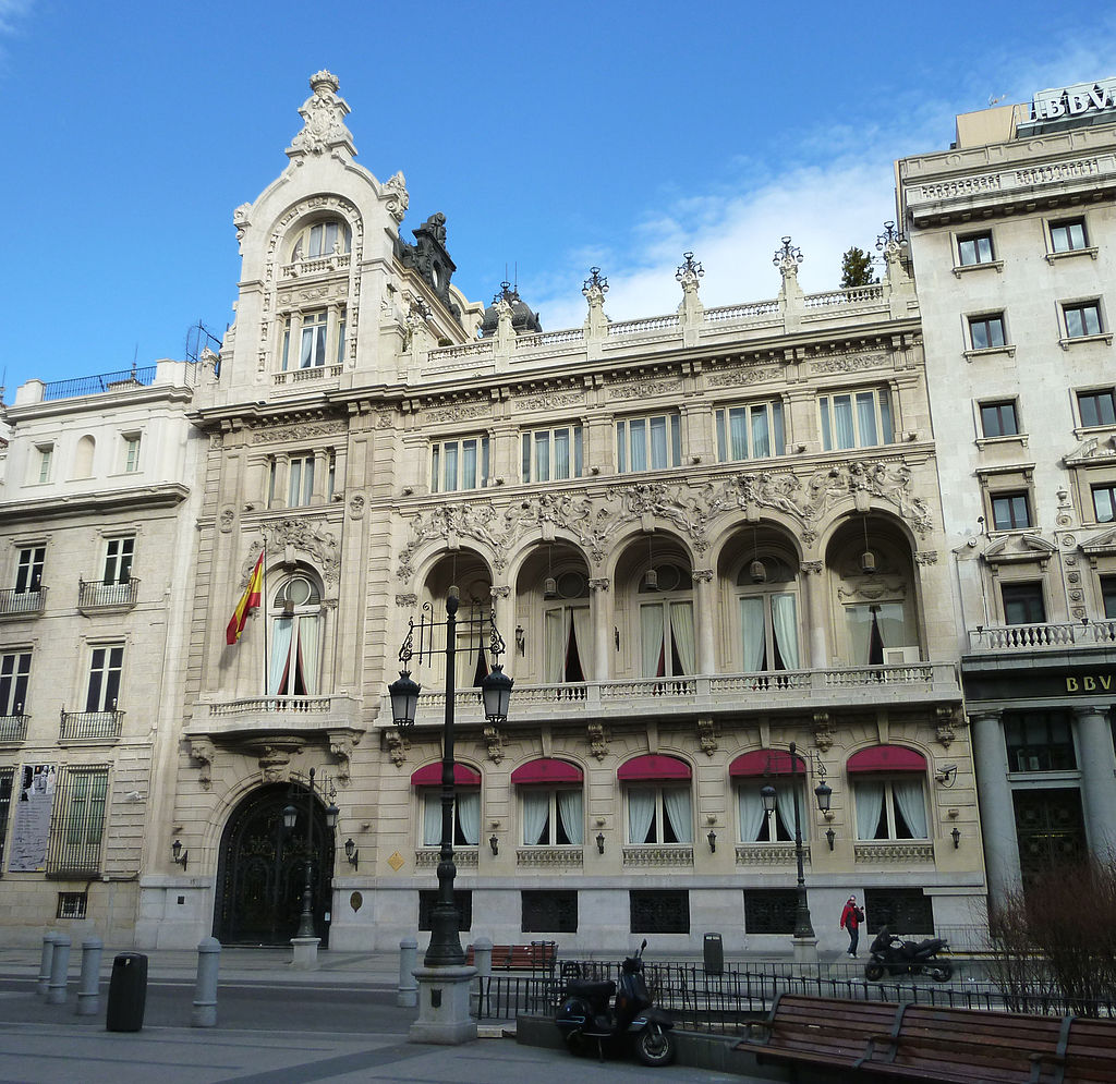 1024px-Casino_de_Madrid_(España)_05.jpg