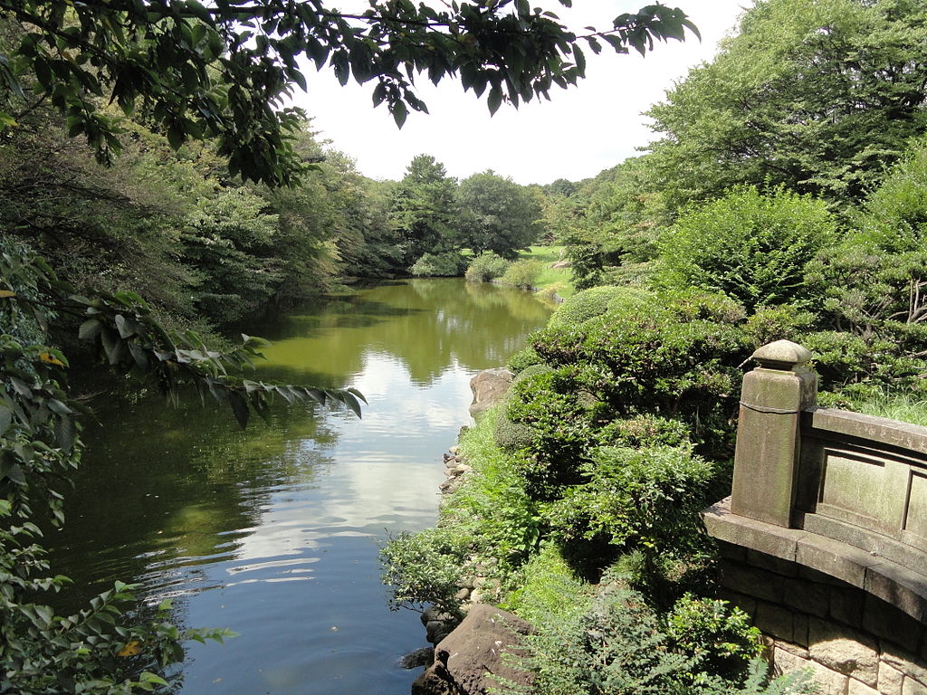 1024px-Meiji_Shrine_-_DSC05046.jpg