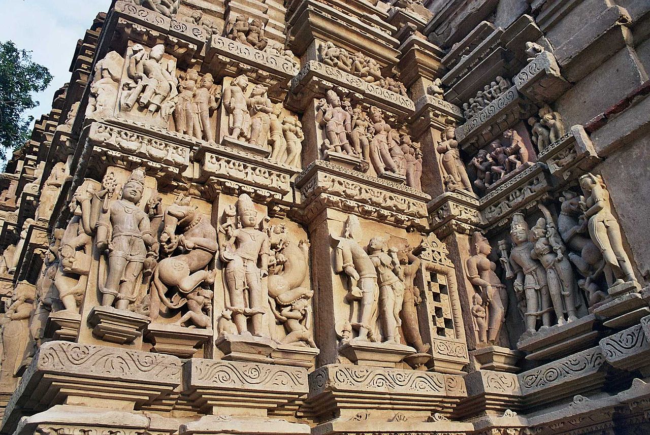 10Khajuraho1.jpg