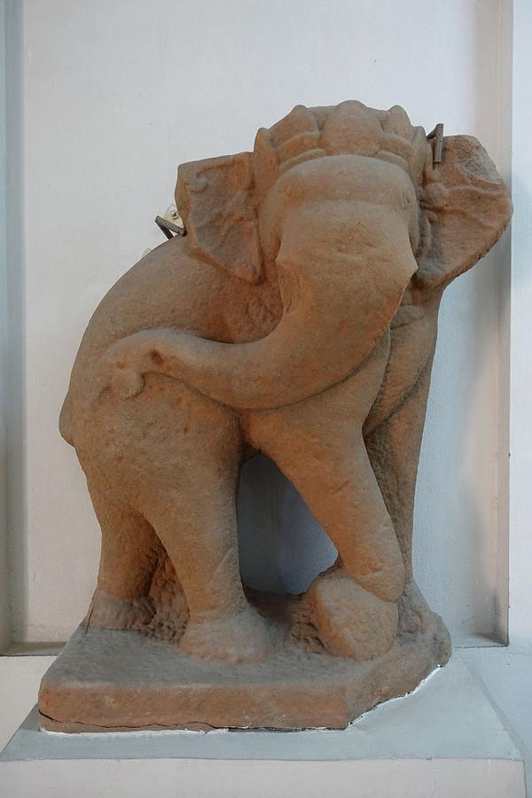 11-12Museum_of_Cham_Sculpture_-_Danang,_Vietnam_-_DSC01941.JPG