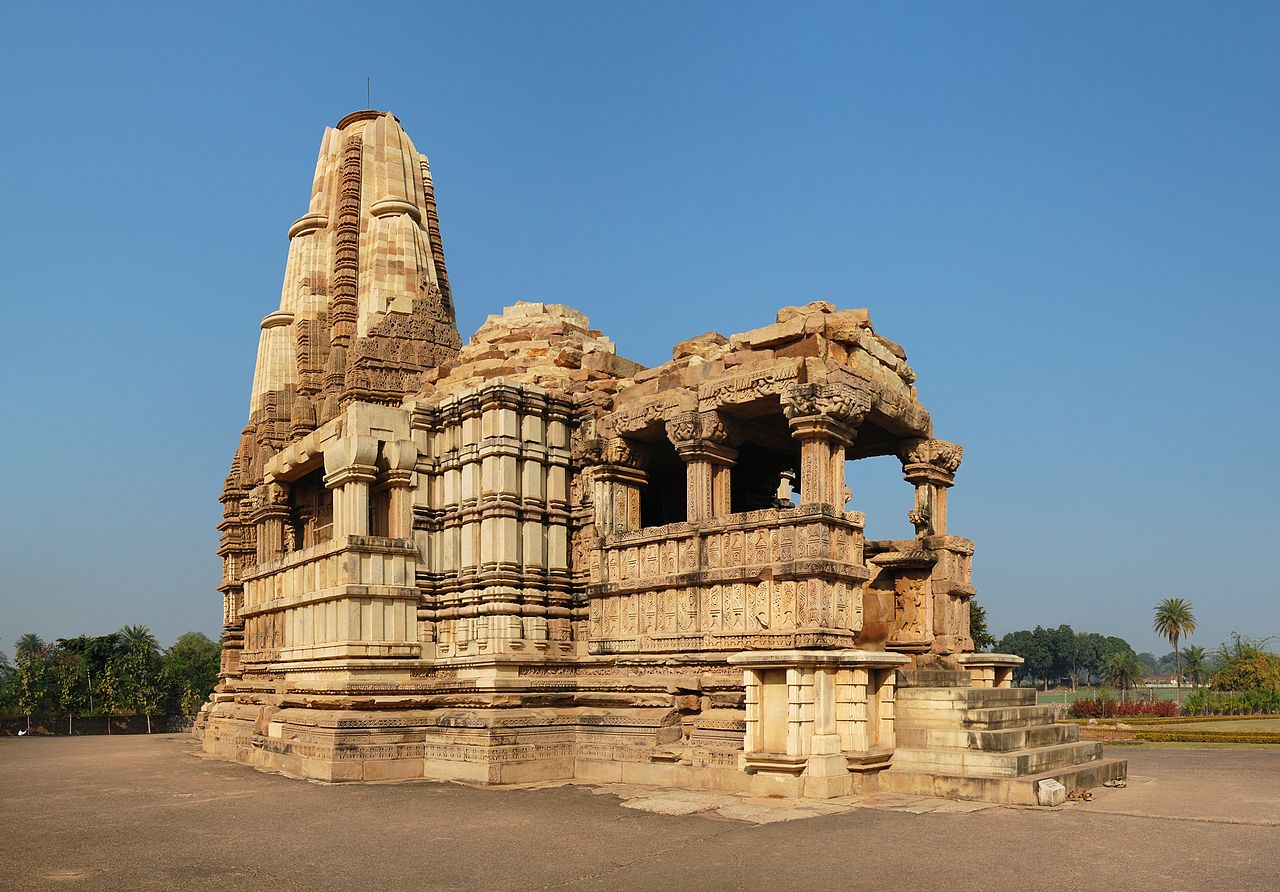 11-Khajuraho_Dulhadeo_2010.jpg