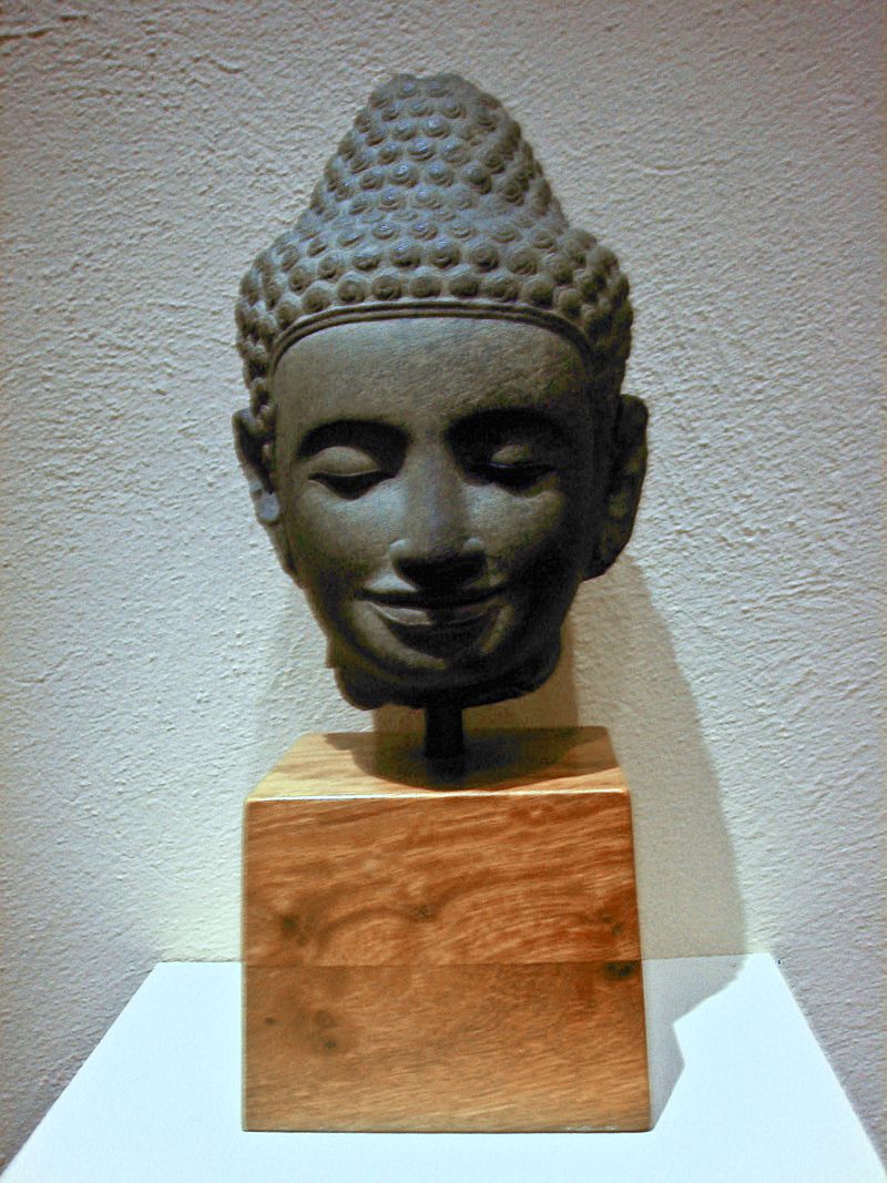 11Cambodia-buddha-11thcentury-fix2.jpg