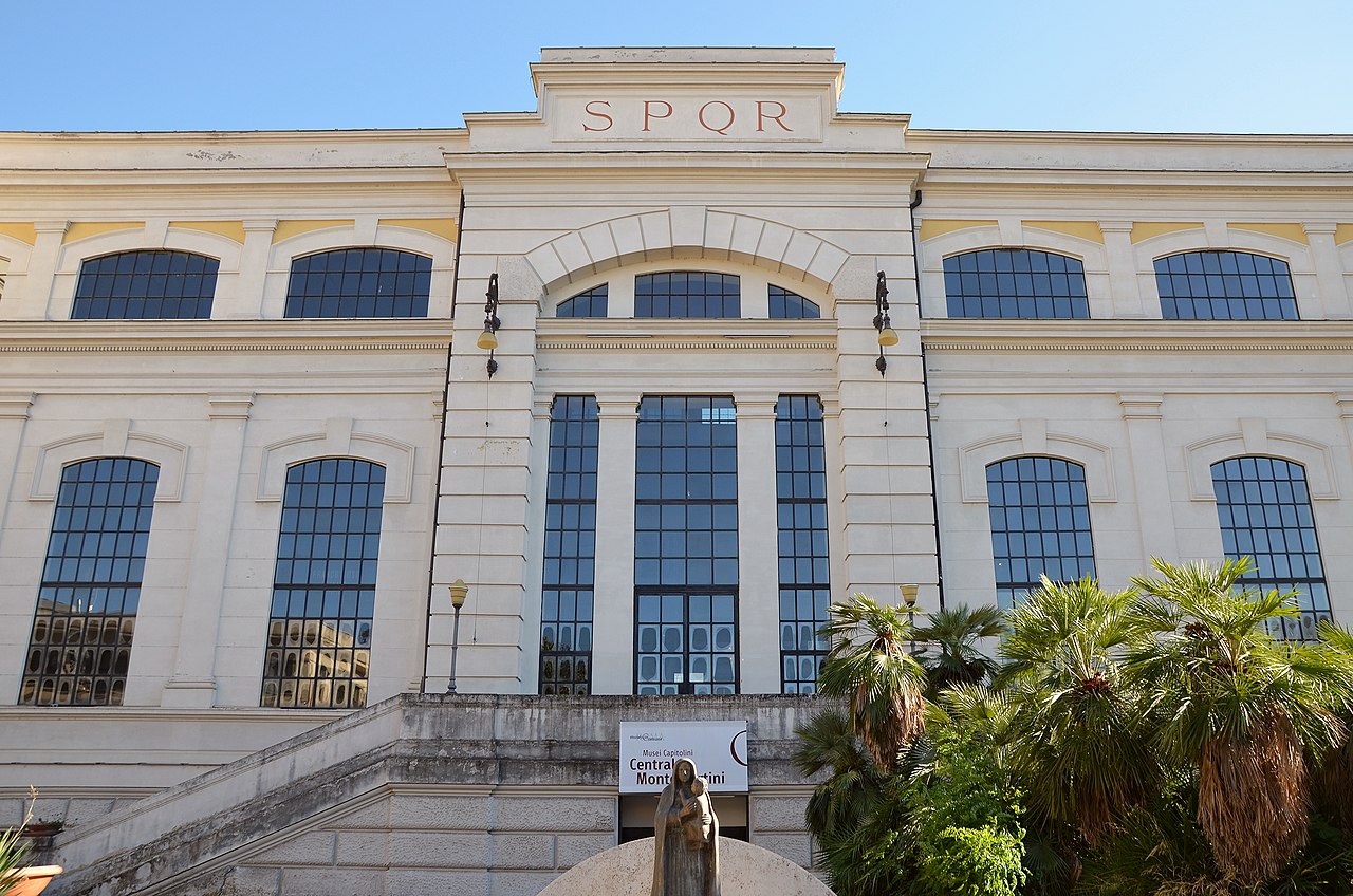 12 80px-Centrale_Montemartini,_Rome_(32624685365).jpg