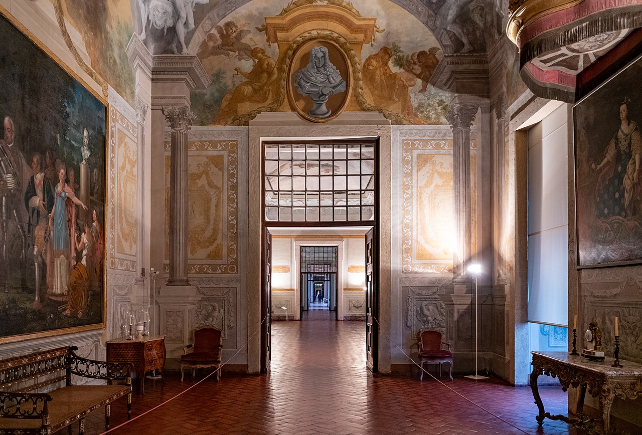 1280px-22478-Mafra_(49043376603).jpg