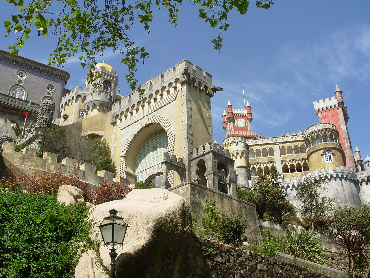 1280px-A_chegar_à_Pena.jpg