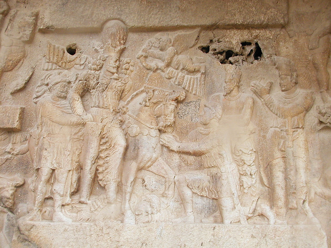 1280px-Bishapur_(Iran)_Sassanid_Period.JPG