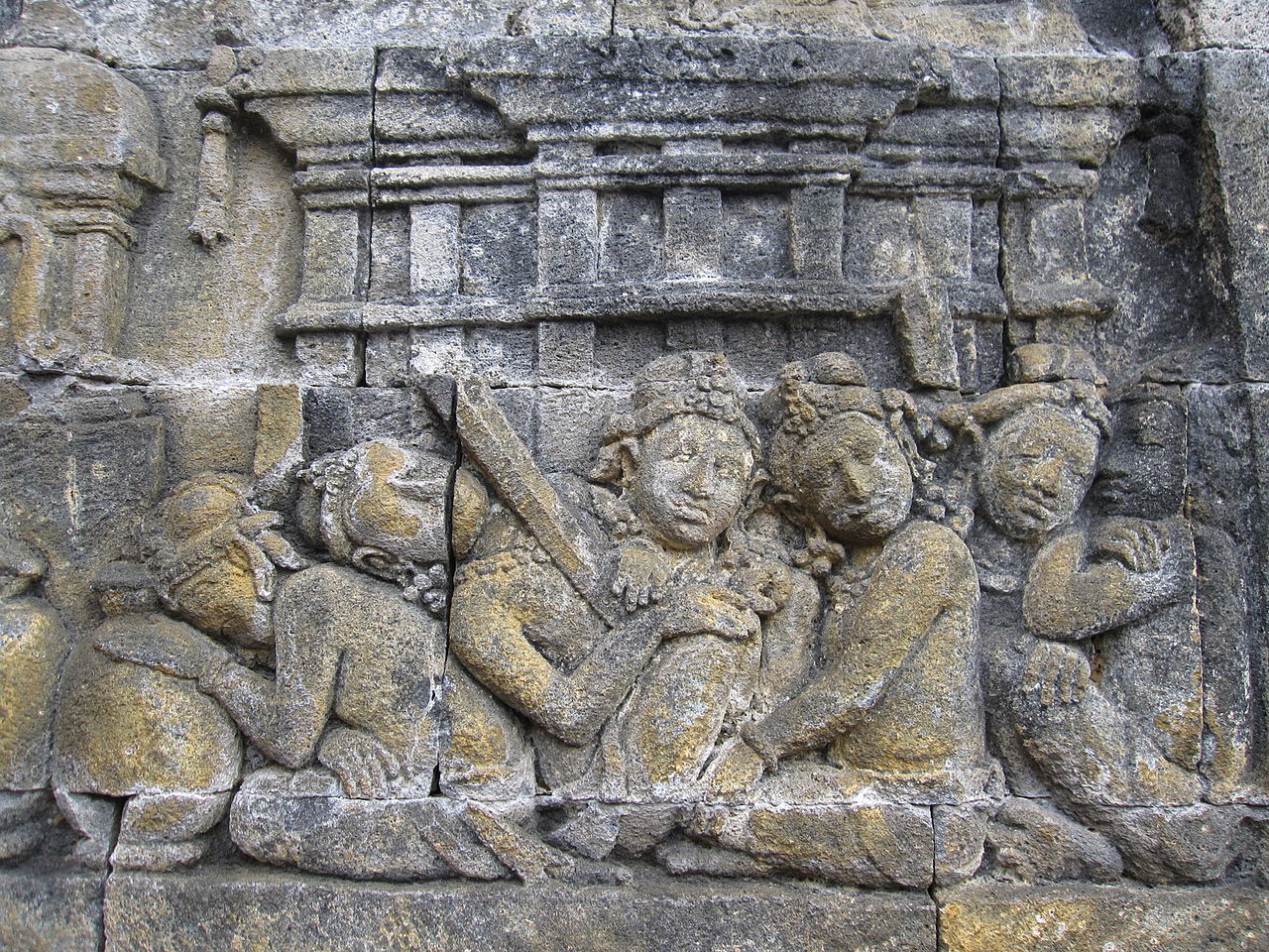 1280px-Borobudur_17.jpg
