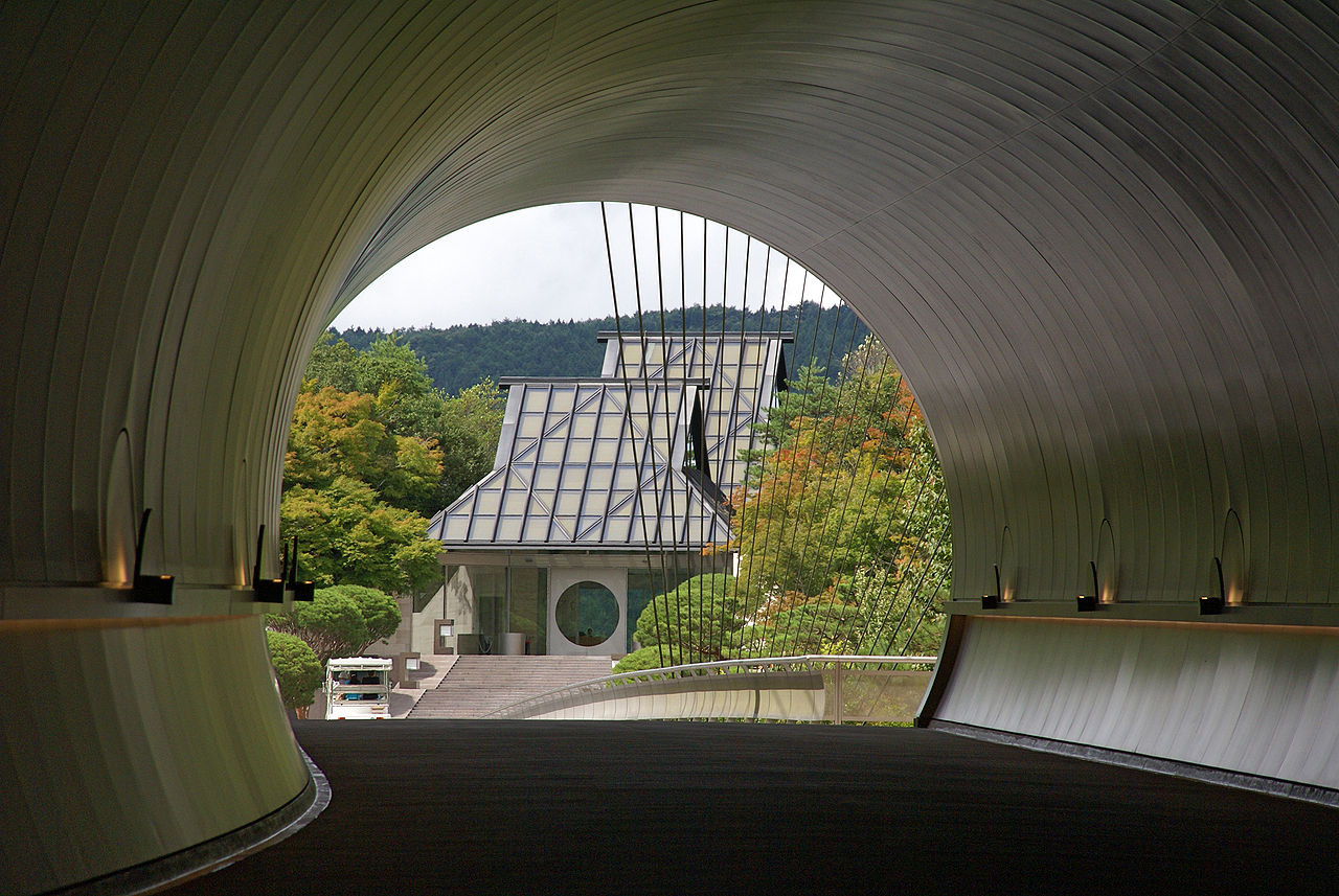 1280px-Miho_museum02n3872.jpg