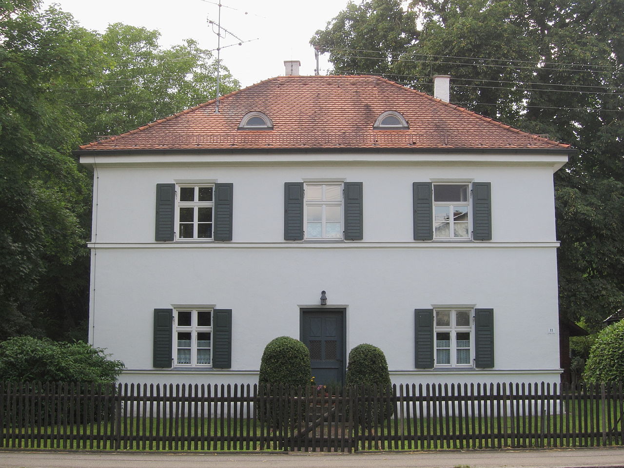 1280px-ReithofenErdingerStr11_P-01.JPG