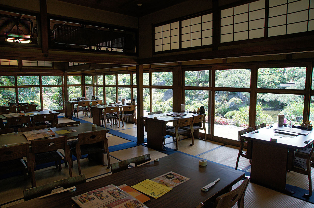 1280px-Rokusanen_Wakayama_Japan02s3.jpg