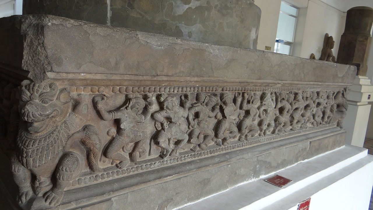 1280px-Vietnam_-_Da_nang_-_Musée_de_la_sculpture_Cham_(61).JPG