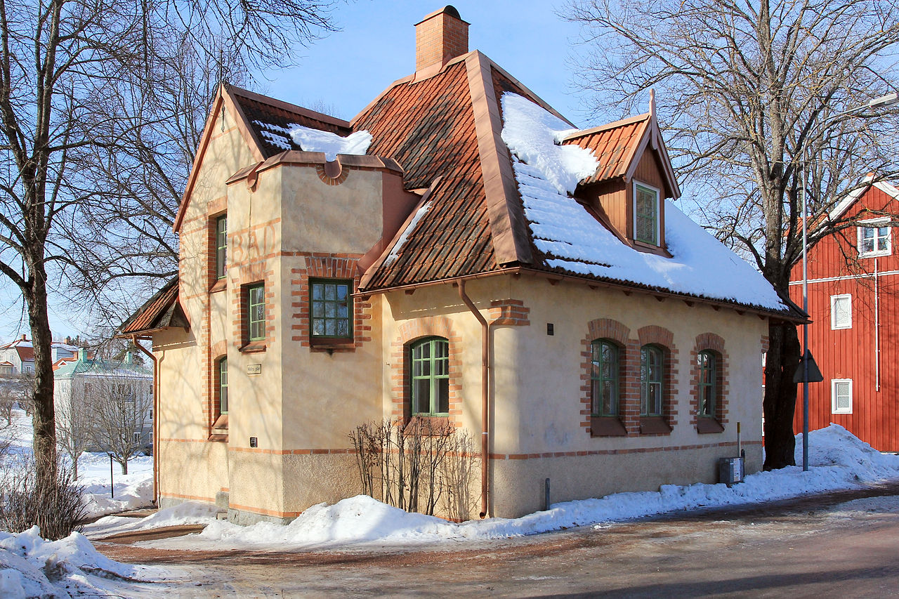 1280px-Wahlmanska_huset_01.jpg