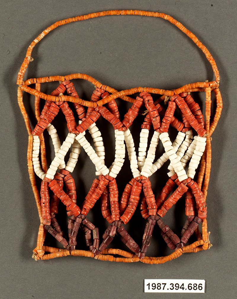 14-15800px-Beaded_Bag_MET_DP18711_1987.394.686.jpg
