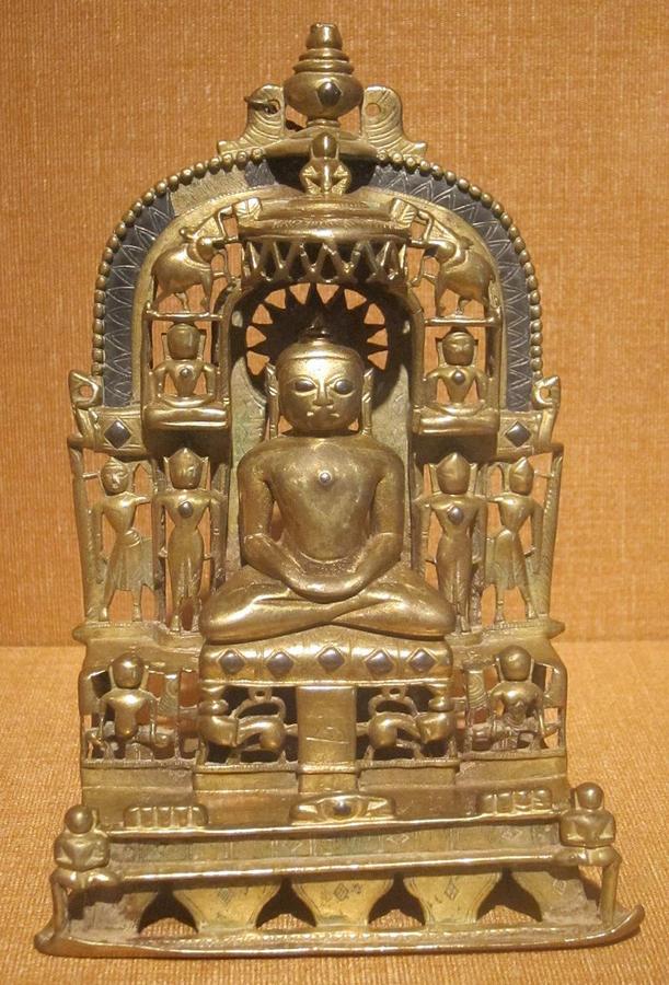 15Jain_shrine_from_Vikrama_Samvat_in_western_India,_dated_1459_CE,_bronze,_HAA.JPG