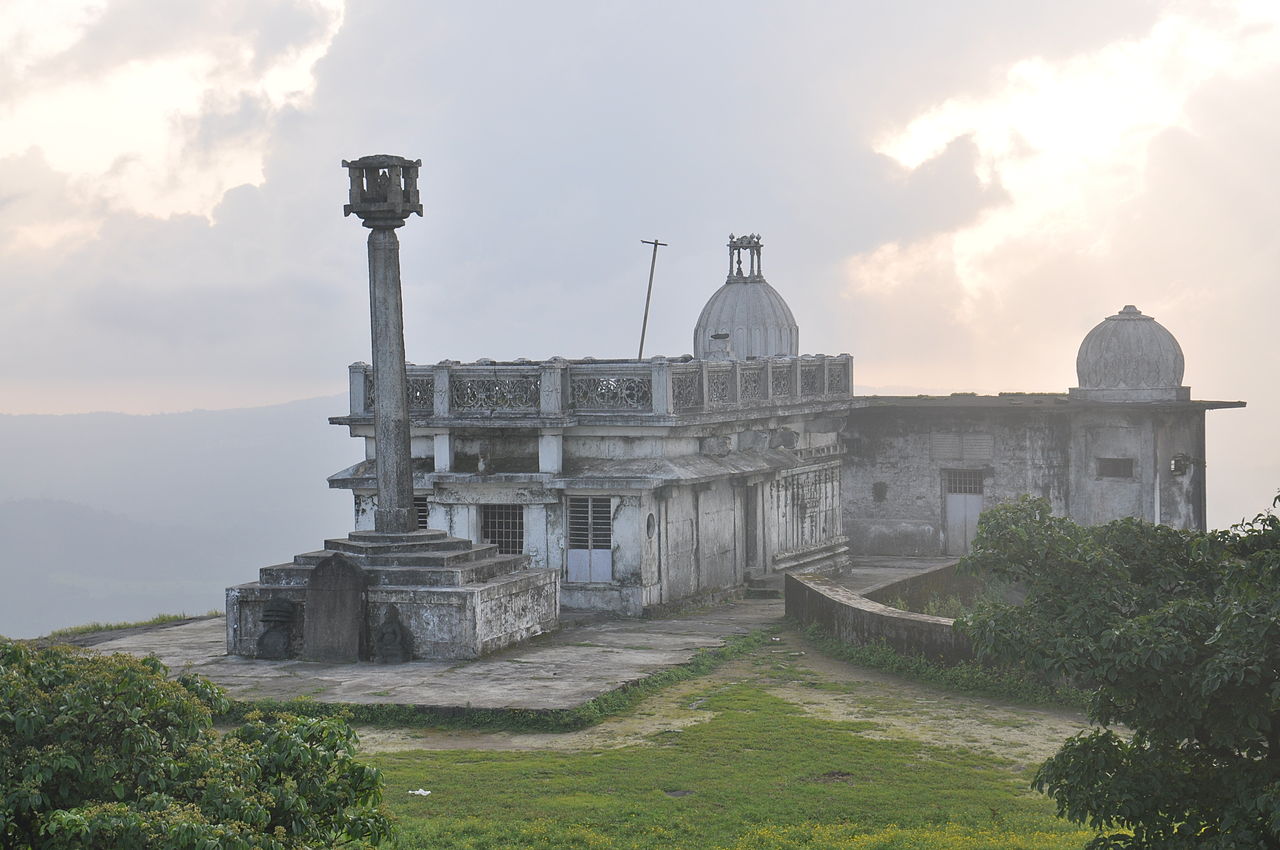 17карнатикKundadri_Jain_Temple.jpg
