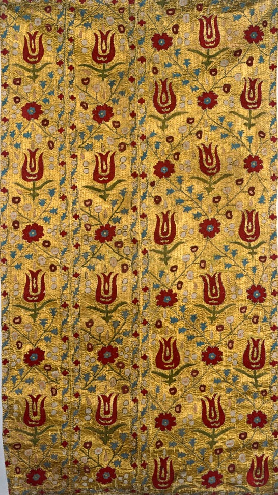 17dTurkey_Textile_embroidered_with_tulips.jpg