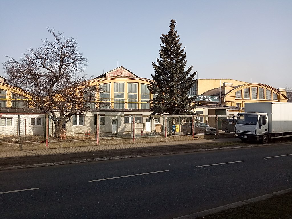 18 Praha_Hostivar_U_tovaren_U_pekaren_3_sklarny.jpg