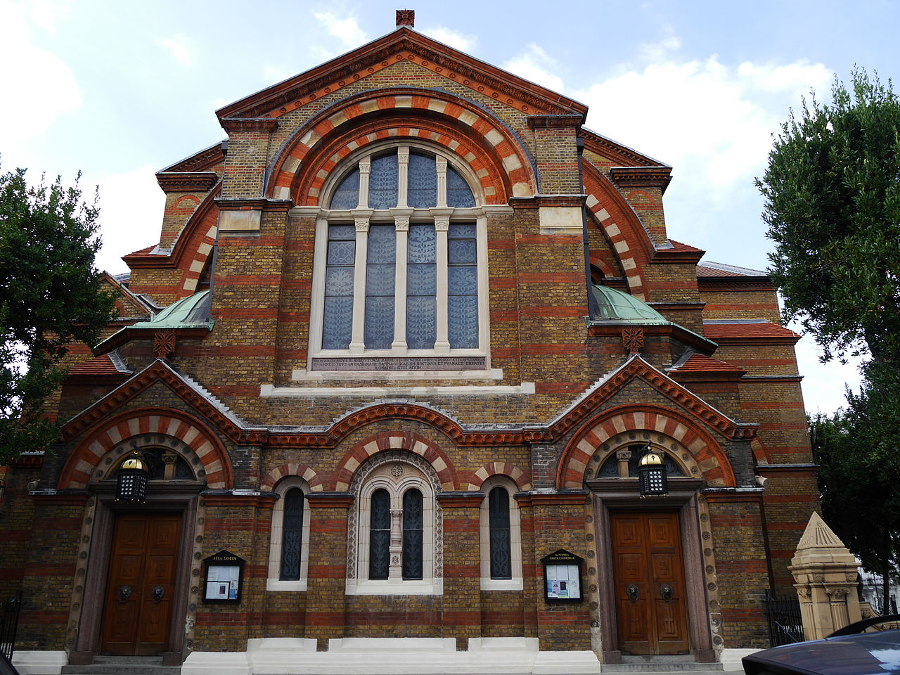 1879 St_Sophia's_Cathedral,_London_04.JPG