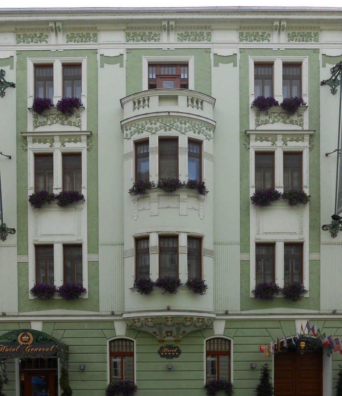 1890 Svornosti 10, Hotel General (1890) (1) copie.jpg
