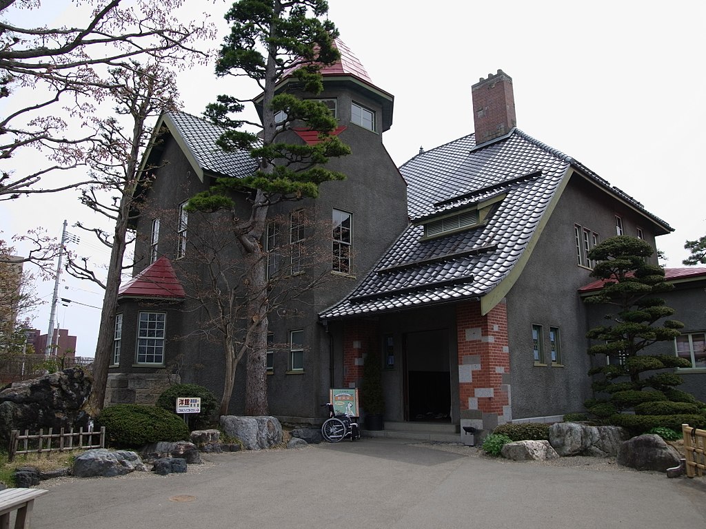 1919 1024px-藤田謙一_資料室_(7203261912).jpg