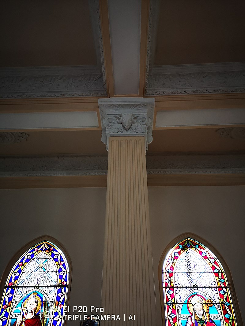 1928 800px-St._Térèse_Kilisesi_07.jpg