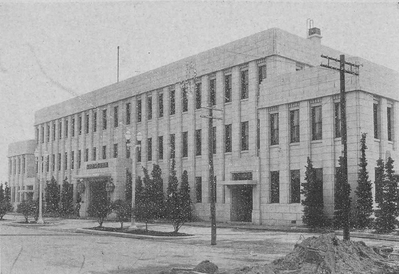 1934 1280px-Headquarters_of_Takaoka_Electric_Light.jpg