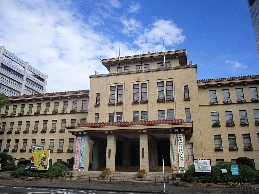 1935 1024px-Shizuoka_Prefectural_Government_Office_Main_Building_201910.jpg