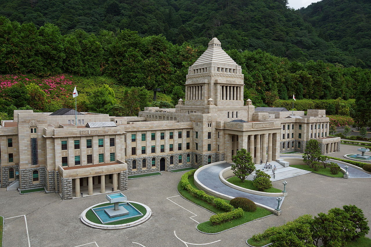 1936National_Diet_Building_in_Tobu_World_Square.jpg