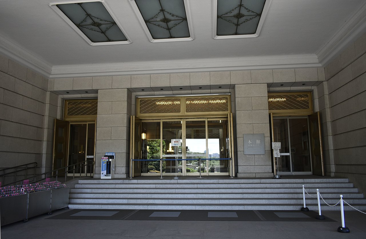 1937 1280px-Main_building_of_the_Tokyo_National_Museum_200610c.jpg