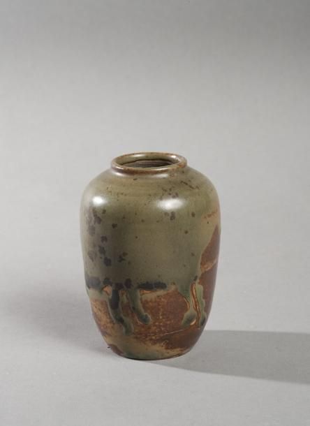 1b54b74ed8a3e3a5515a280b2b4e5c4a--drouot-ceramic-design.jpg