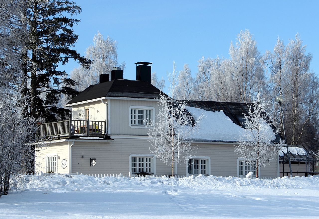 20г1280px-Kasarmintie_51_Oulu_20120401.jpg