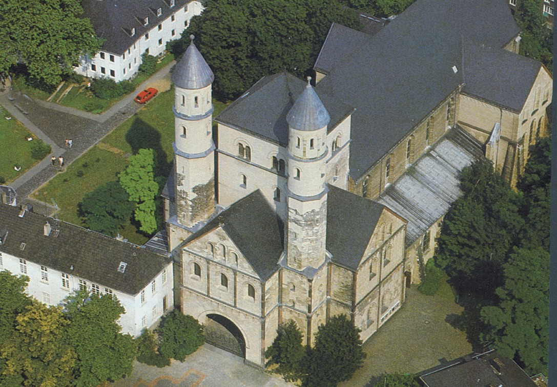 25747.jpg