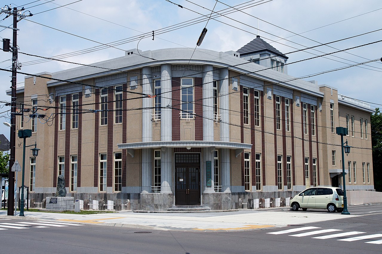 26 1280px-Old_Hakodate_Nishi_Police_Station_Building01s3.jpg