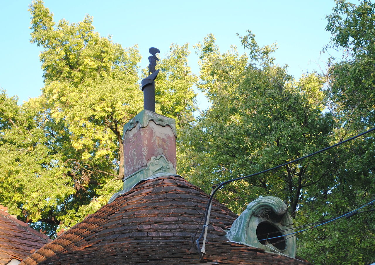 3 1280px-Vatrogasna_kasarna_u_Senti_4.jpg
