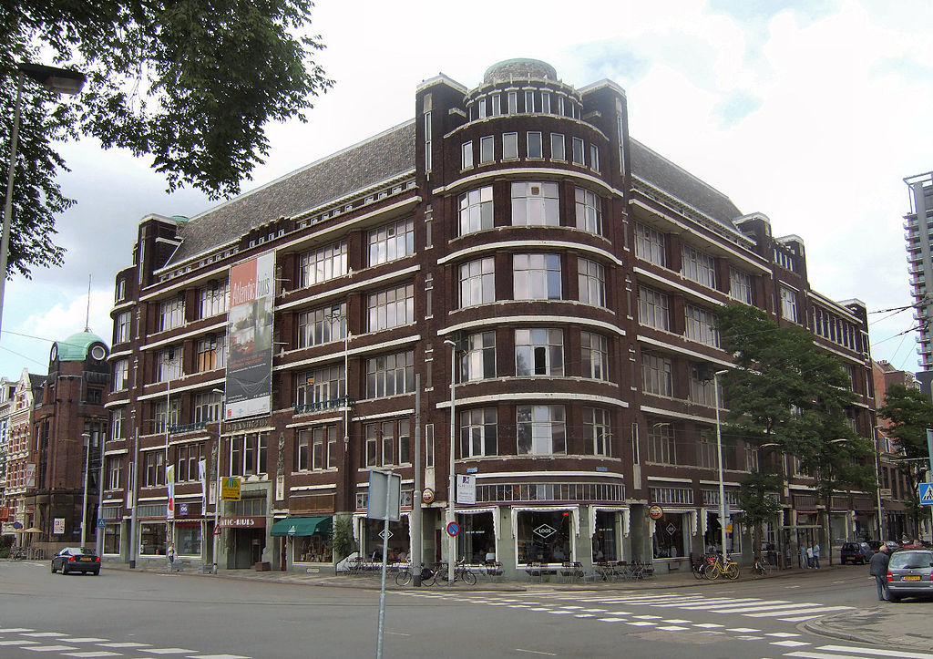 30 1024px-Atlantic_House_Rotterdam.jpg