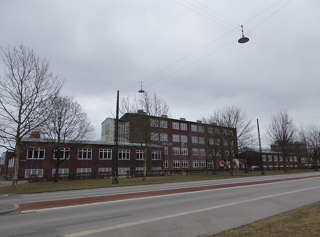 32 1024px-Nørre_Fælled_Skole.jpg