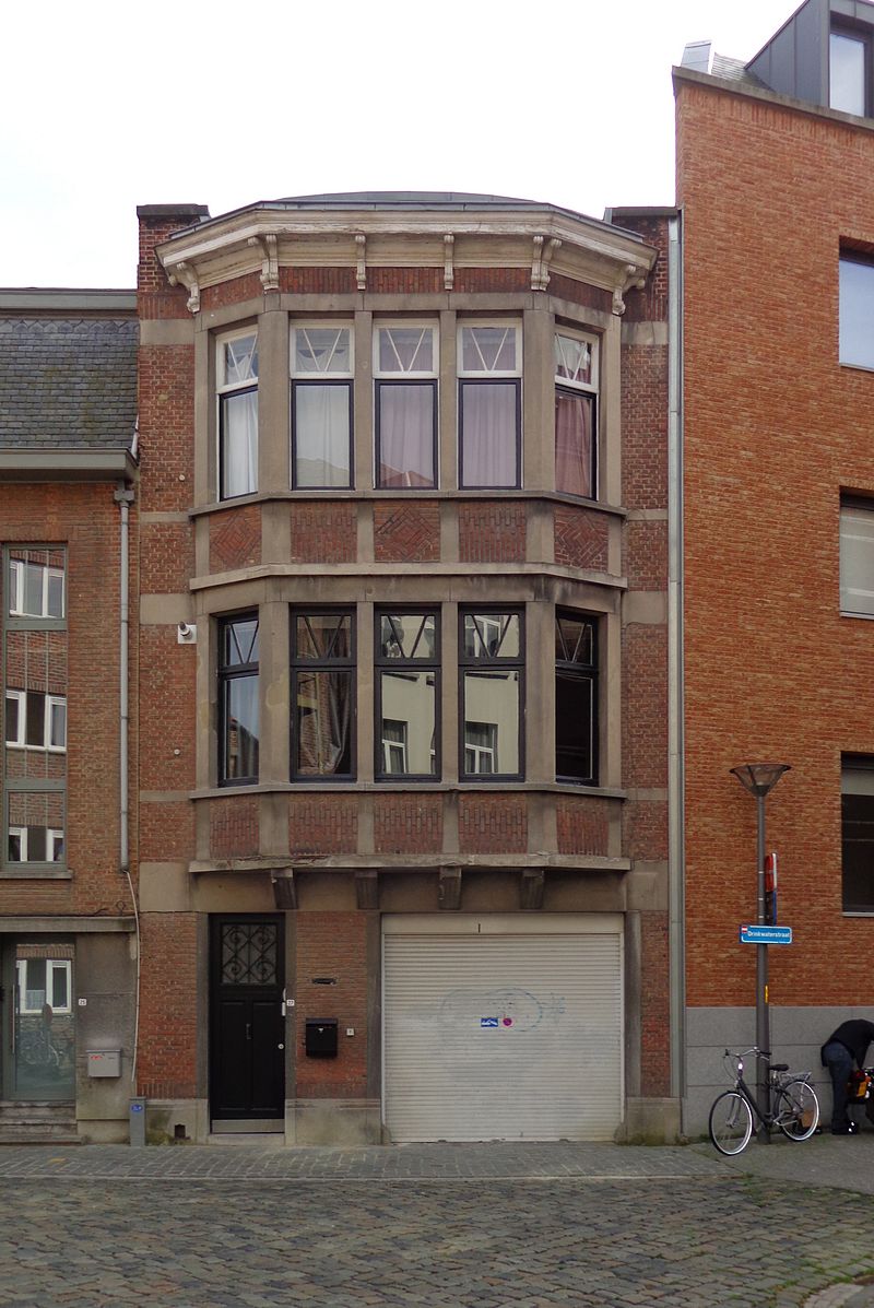 32 800px-Drinkwaterstraat_27_Leuven.jpg