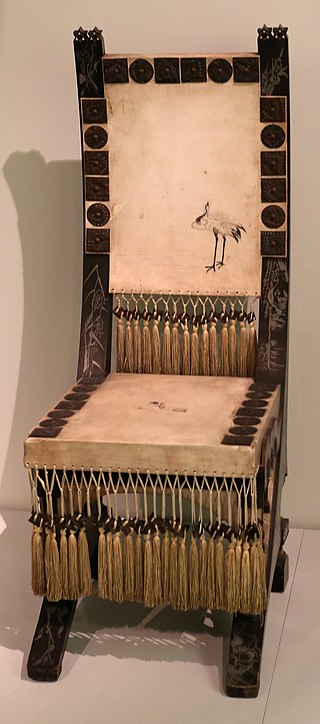 320px-Carlo_bugatti,_mobilio_da_salone,_milano_1890_ca._09.jpg