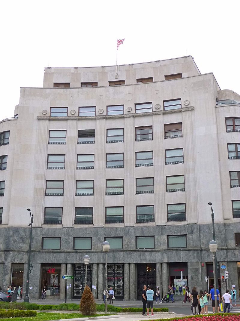 34Biilbao_-_Edificio_La_Aurora_2.jpg